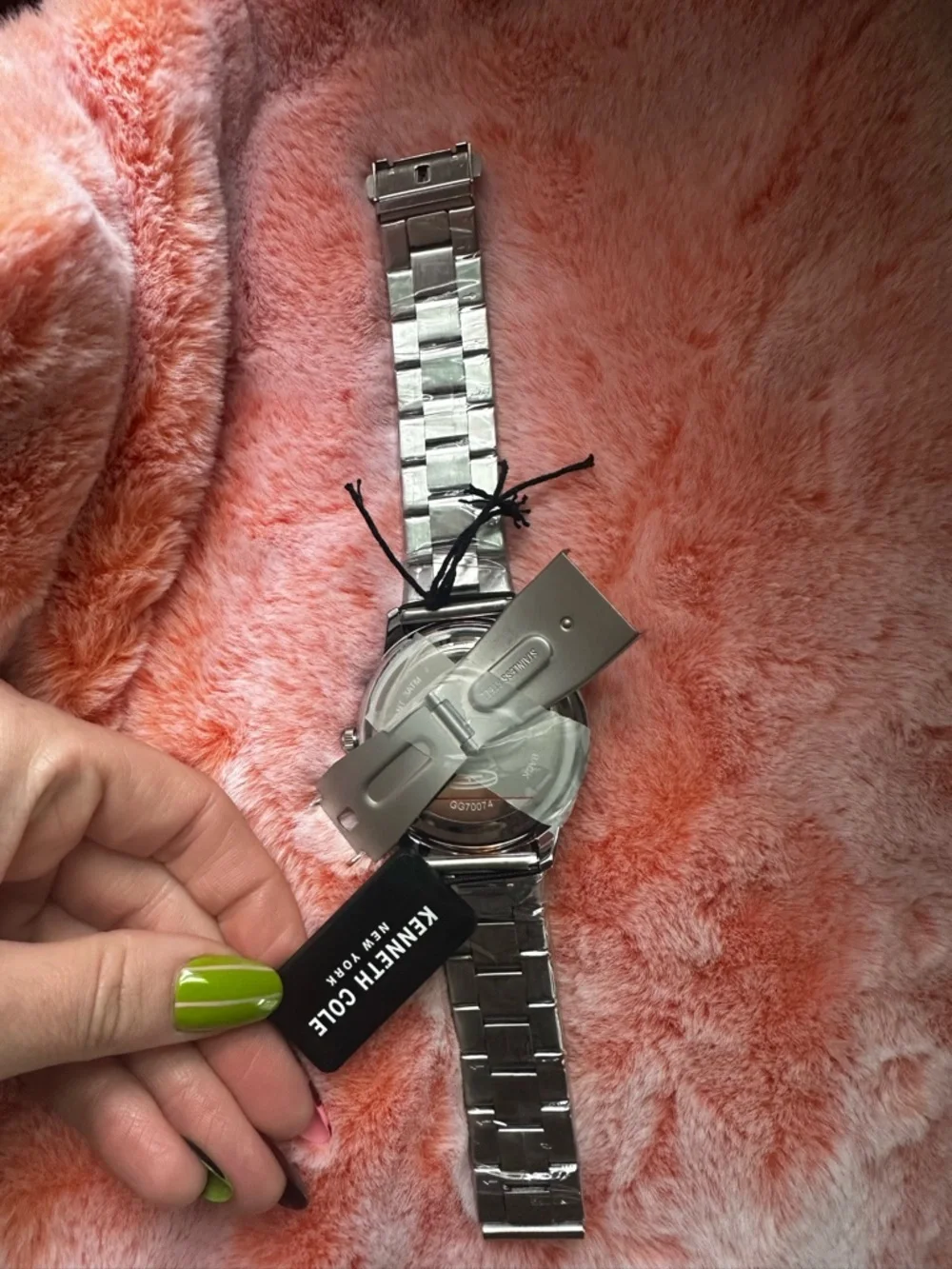 NWT Kenneth Cole Genuine Diamond Two-Tone Bracelet Watch $198 MSRP